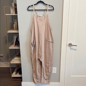Zenana Outfitters Beige Sleeveless Jumpsuit with Pockets